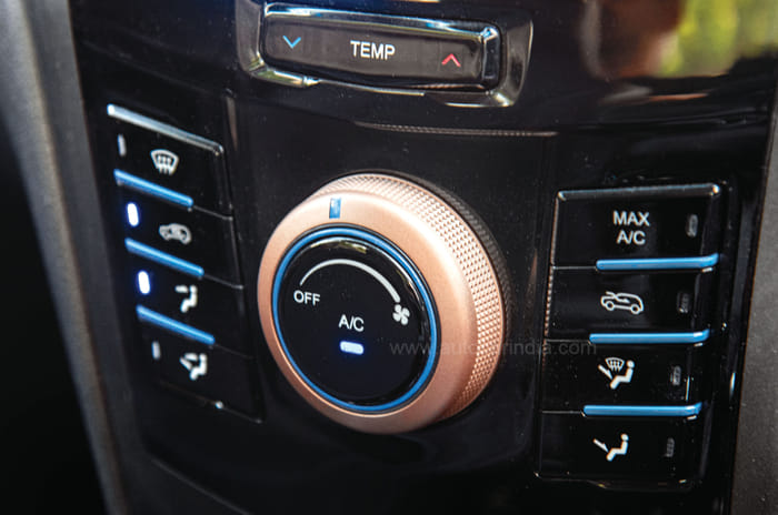 Mahindra XUV400 vs Tata Nexon EV comparison: Challenger to the crown